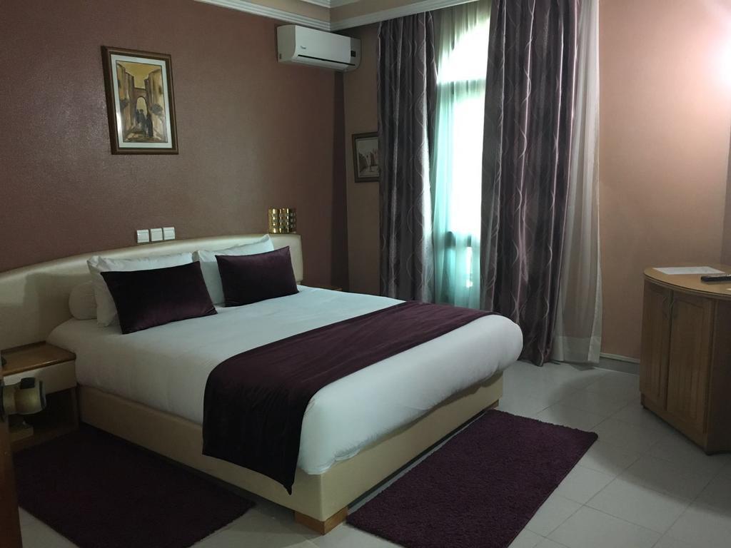 Rania Belmadina Hotel Casablanca Ngoại thất bức ảnh