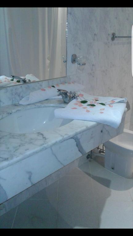 Rania Belmadina Hotel Casablanca Ngoại thất bức ảnh