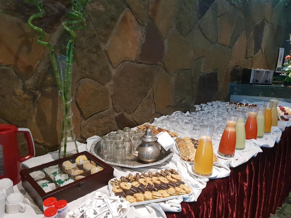 Rania Belmadina Hotel Casablanca Ngoại thất bức ảnh