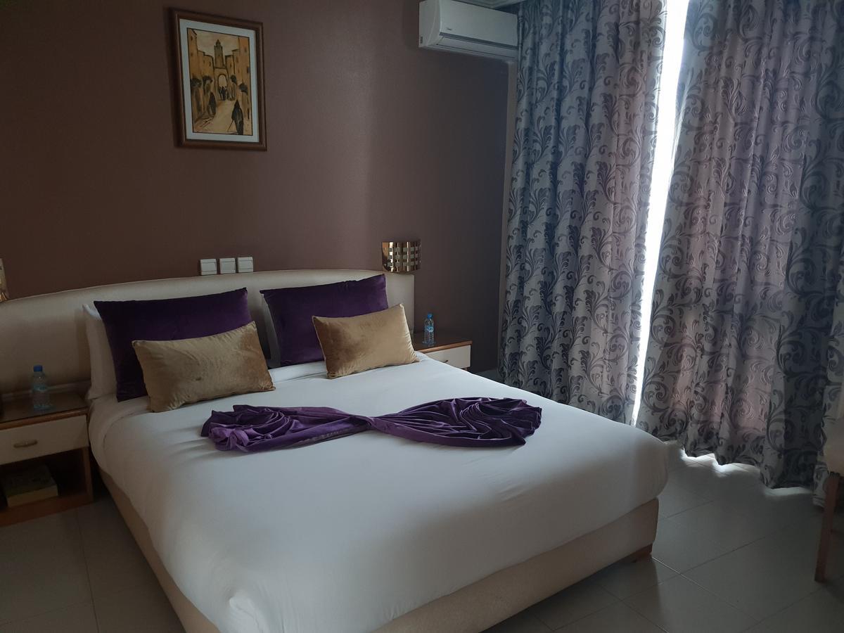 Rania Belmadina Hotel Casablanca Ngoại thất bức ảnh