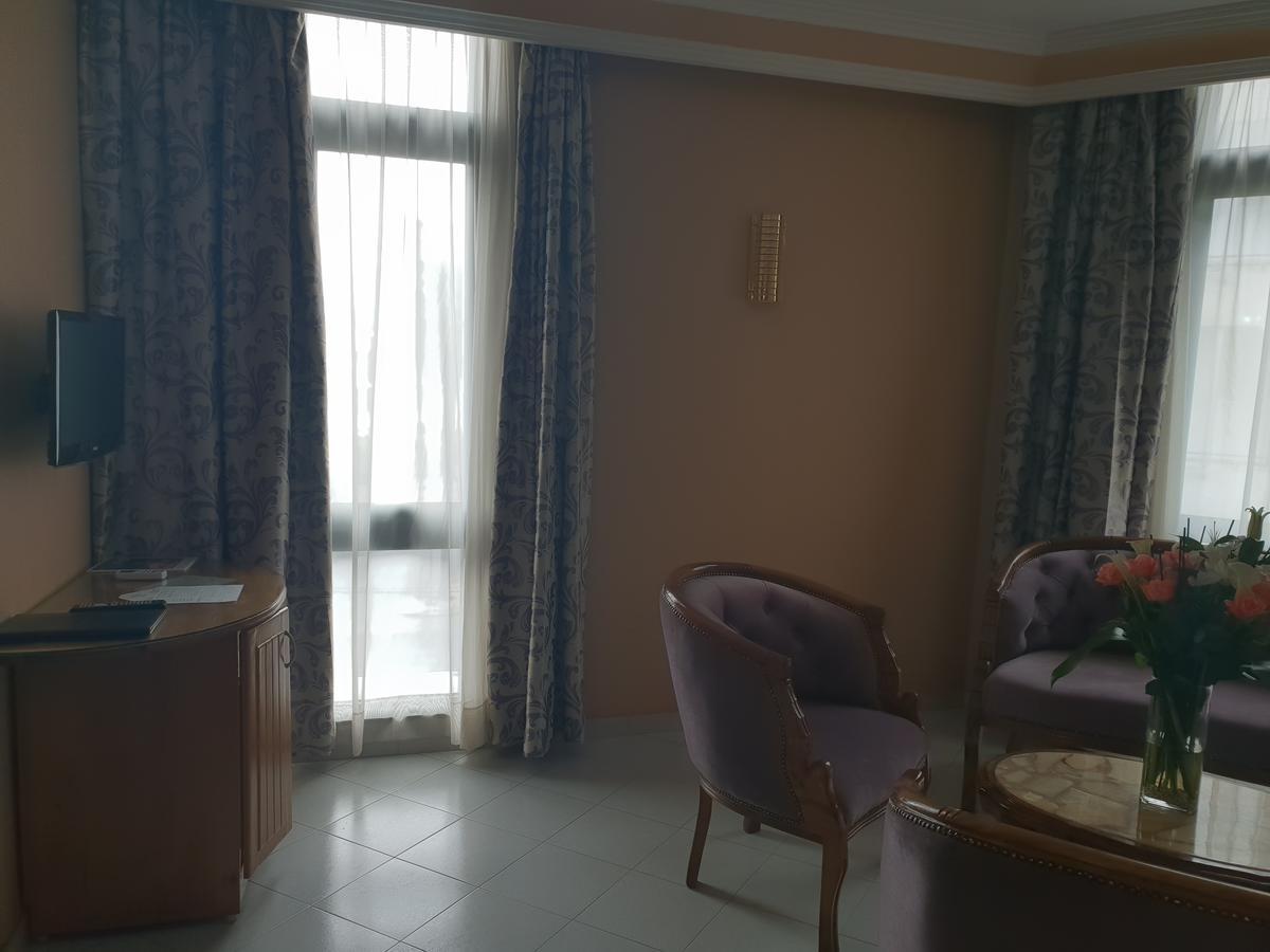 Rania Belmadina Hotel Casablanca Ngoại thất bức ảnh